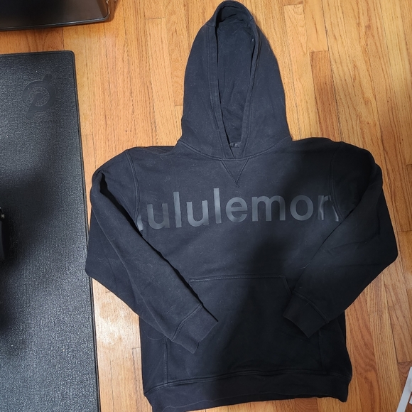 lululemon athletica Sweaters - VGUC size 8 Lululemon hoodie